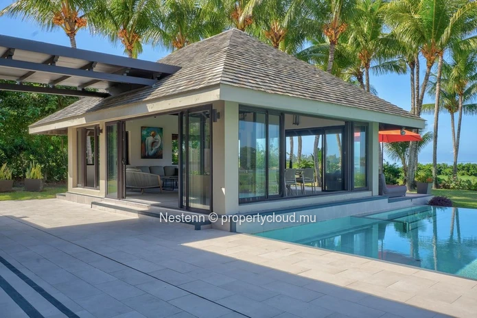 Sea View Villa – Modern Elegance with Private Pool