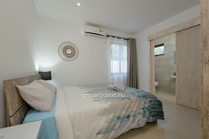 À VENDRE – Élégante villa contemporaine à Grand Baie, île Maurice. Marche local uniquement