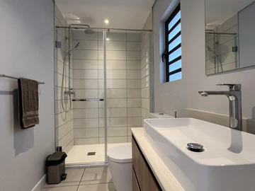 4 Bedroom Townhouse, Duplex