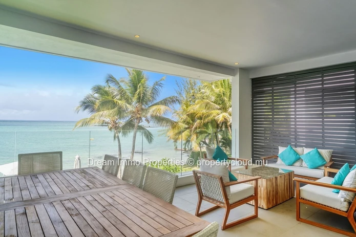 Superbe appartement de 3 chambres avec vue mer & accès direct plage à Cap Malheureux – Ile Maurice