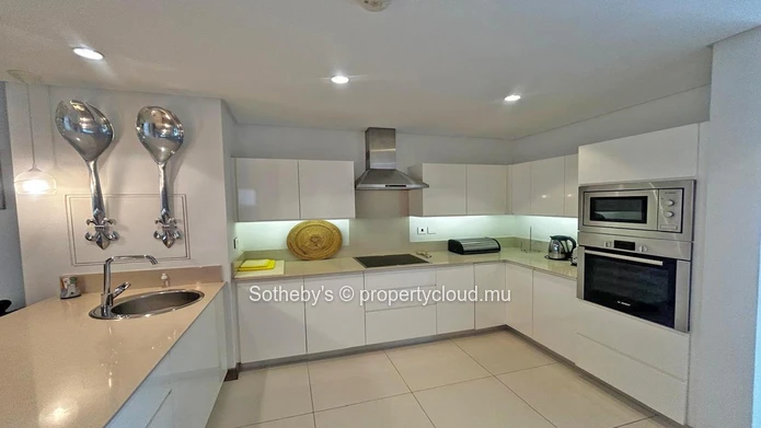Tropica - AO Residence