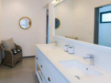 4 Bedroom Apartment
