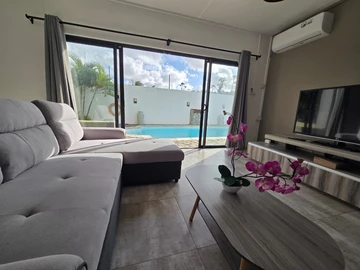 4 Bedroom Villa