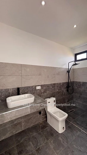 Beautiful unfurnished house 