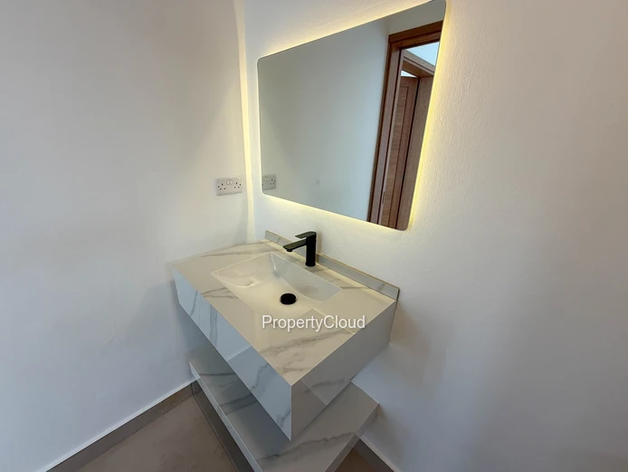 À Vendre | Villa Neuve De 3 Chambres Avec Piscine Privée À Grand-Baie | Rs 11 M, Négociable