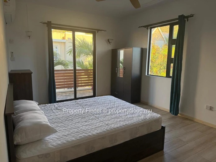 Spacious 4-Bedroom Family Home in Tamarin