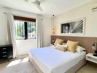 A Louer - Appartement de 3 Chambres Meublée avec Goût à Tamarin