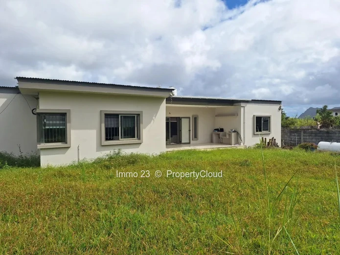 Maison / Villa - 2 chambres - Highlands - Ref. MA99743LO