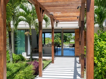 4 Bedroom Villa