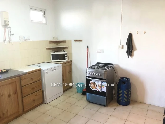 Serene 3 Bedroom Apartment in a Prime Location for Rent in Floreal