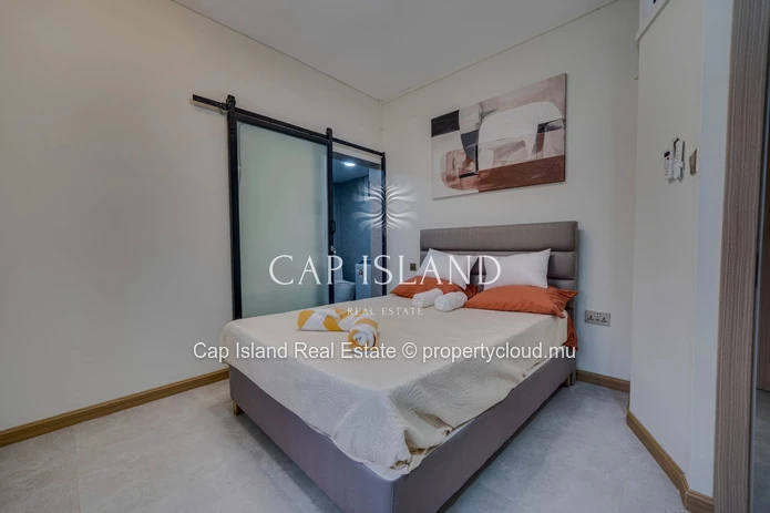 Butte à l'herbe - Ensuite 3-bedroom apartment with view