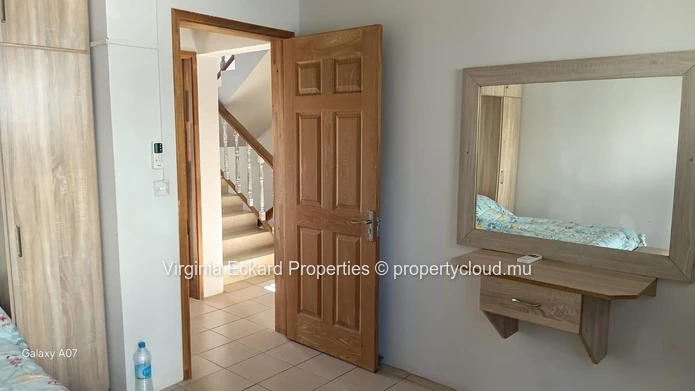 Semi Detached Townhuse For Rent