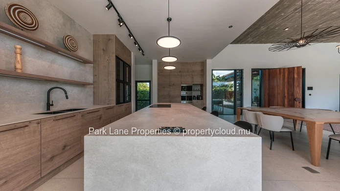 Villa de Luxe à Vendre à Anahita Mauritius – Propriété d’Exception au Cœur du Golf et du Lagon