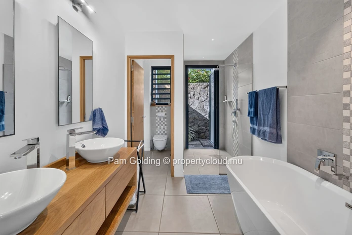 Villa moderne de 3 chambres adaptée aux familles à Akasha, Tamarin, Maurice