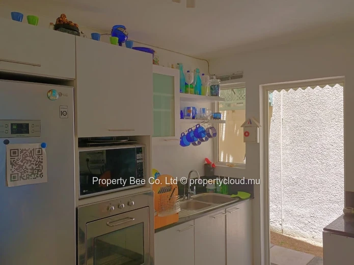 Duplex meublé sur la plage près du lagon