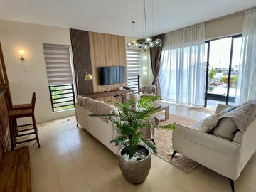 4 Bedroom Villa