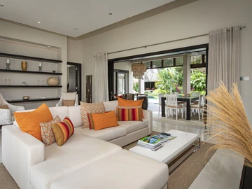 5 Bedroom Villa