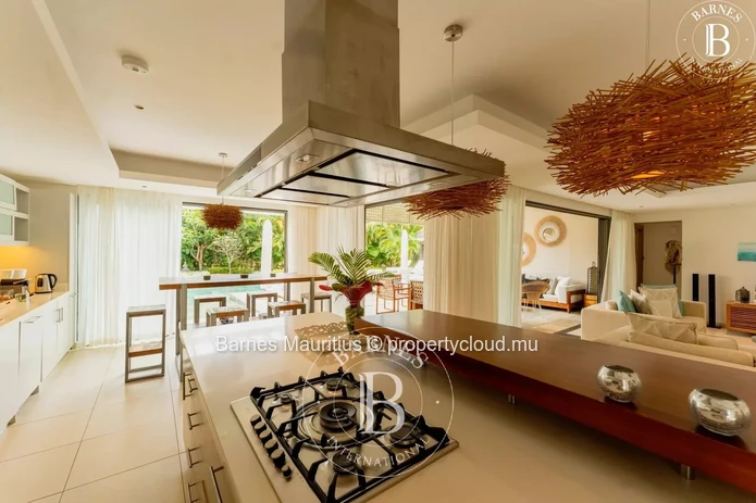 ANAHITA GOLF RESORT - Luxury 4-Bedroom Villa