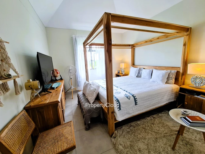 À Louer | Villa Haut De Gamme De 4 Chambres | Grand Baie
