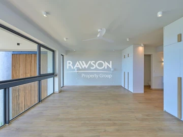 4 Bedroom Townhouse, Duplex