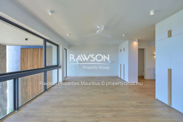 Duplex Neuf Accessible Aux Étrangers
