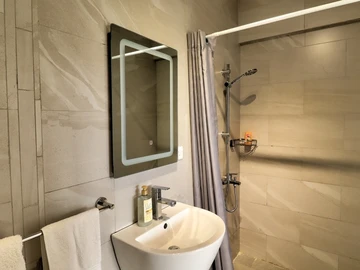 3 Bedroom Apartment