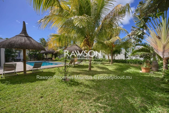 Modern Villa In Grand Bay