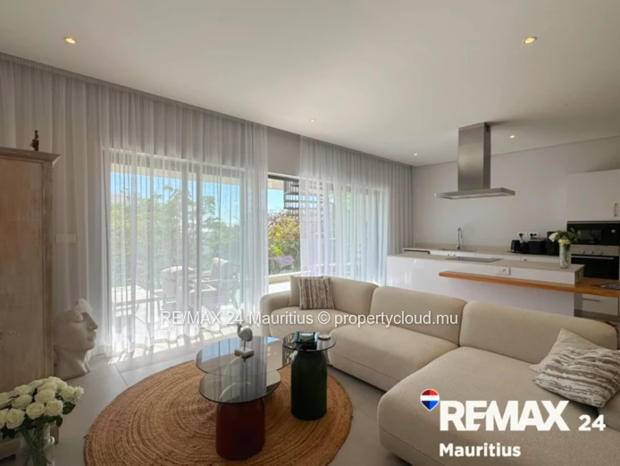 3-Bedroom Penthouse with Private Rooftop & Jacuzzi | 170m² | For Rent