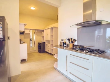 2 Bedroom Studio