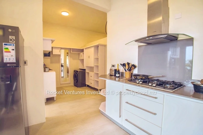2-Bedroom Sea View Apartment, South-West, La Gaulette