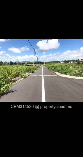 Terrain Résidentiel à Vendre  8,31 Perches – Lotissement Pierre Bleue, Plaines des Roches, Laventure