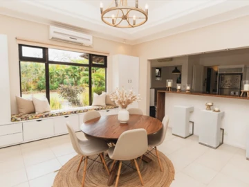 5 Bedroom Villa