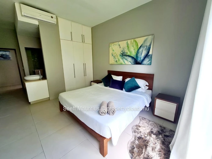 Luxueux Appartement de 3 Chambres au Rez-de-Chaussée - Votre Oasis à Quelques pas de la Plage !
