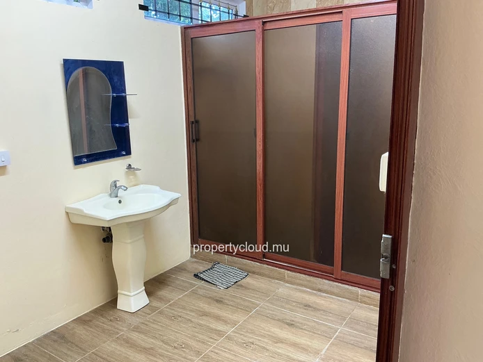 FOR RENT in GRAND GAUBE: 3-bedroom apartment with garden