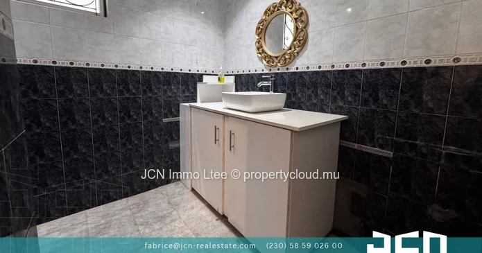Spacious House For Rent In Quatre Bornes