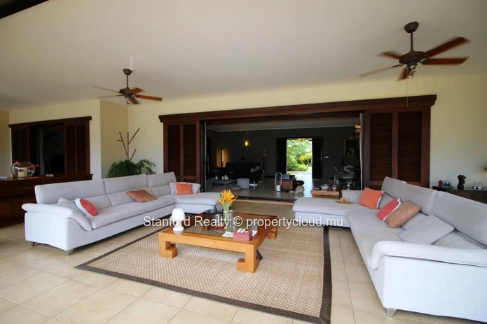 Luxury Golf Estate Villa for Sale - 4 Bedrooms, Tamarin, West Mauritius