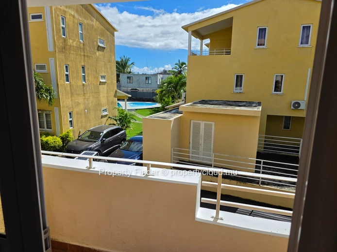 Triplex entièrement meublé de 3 chambres à louer
