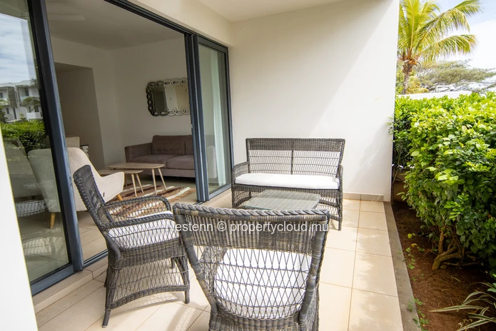 Appartement meublé au rez-de-chaussée avec 3 chambres et jardin 