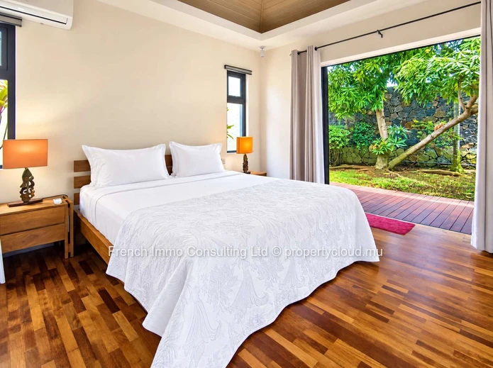 Superbe villa PDS au domaine Casasola 2