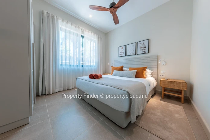 Beachfront 3-Bedroom Apartment with Beach & Mountain Views – West Coast Mauritius