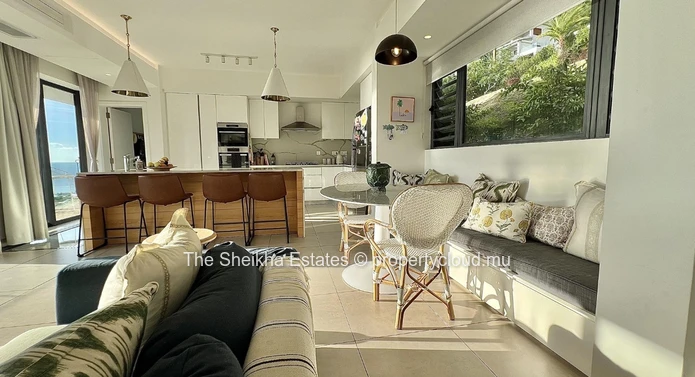 Exclusive 5-Bedroom Residence | Marguery Heights, West Coast