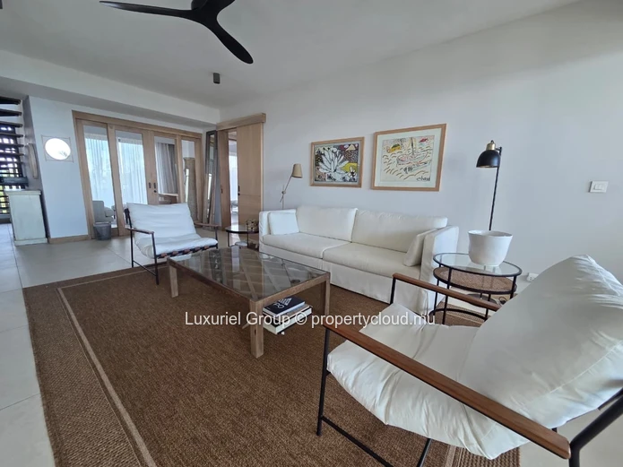  Penthouse d’Exception à Louer – Pointe aux Canonniers