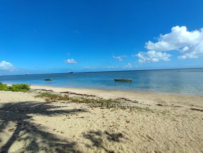 Freehold BeachFront Land for Sale