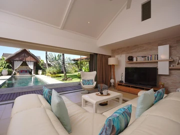 4 Bedroom Villa