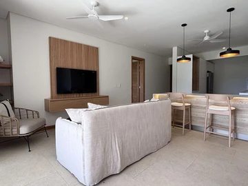 4 Bedroom Apartment