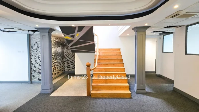 Office - 814m2 - Port Louis - Ref. BU82933VE
