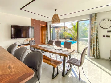 4 Bedroom Villa