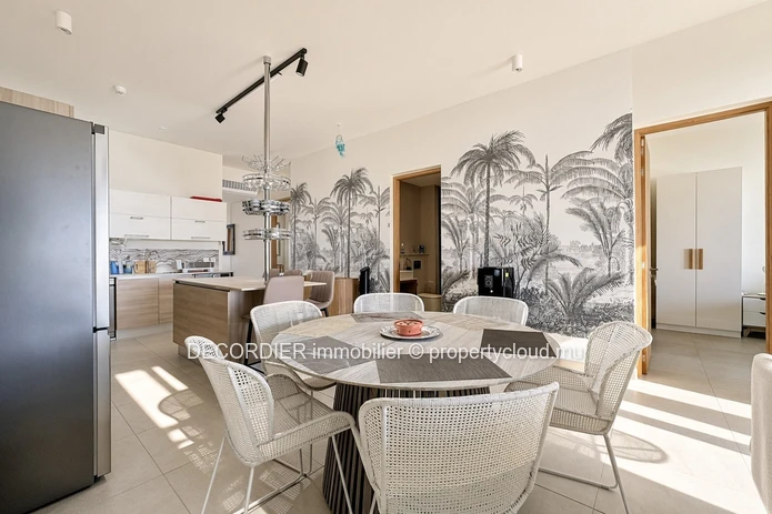À LOUER – Superbe appartement neuf et entièrement meublé à Pereybère