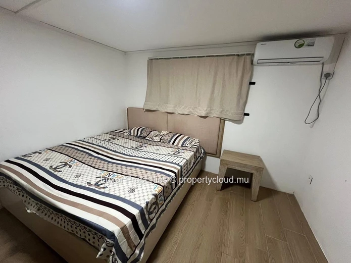 Appartement moderne de 2 chambres à louer à long terme – Flic en Flac