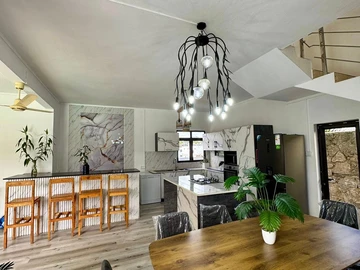 4 Bedroom Villa